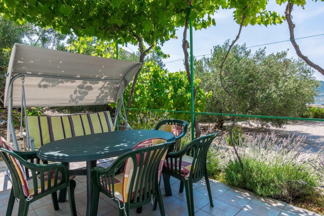 Olive Gardens Appartement Primošten Buitenkant foto