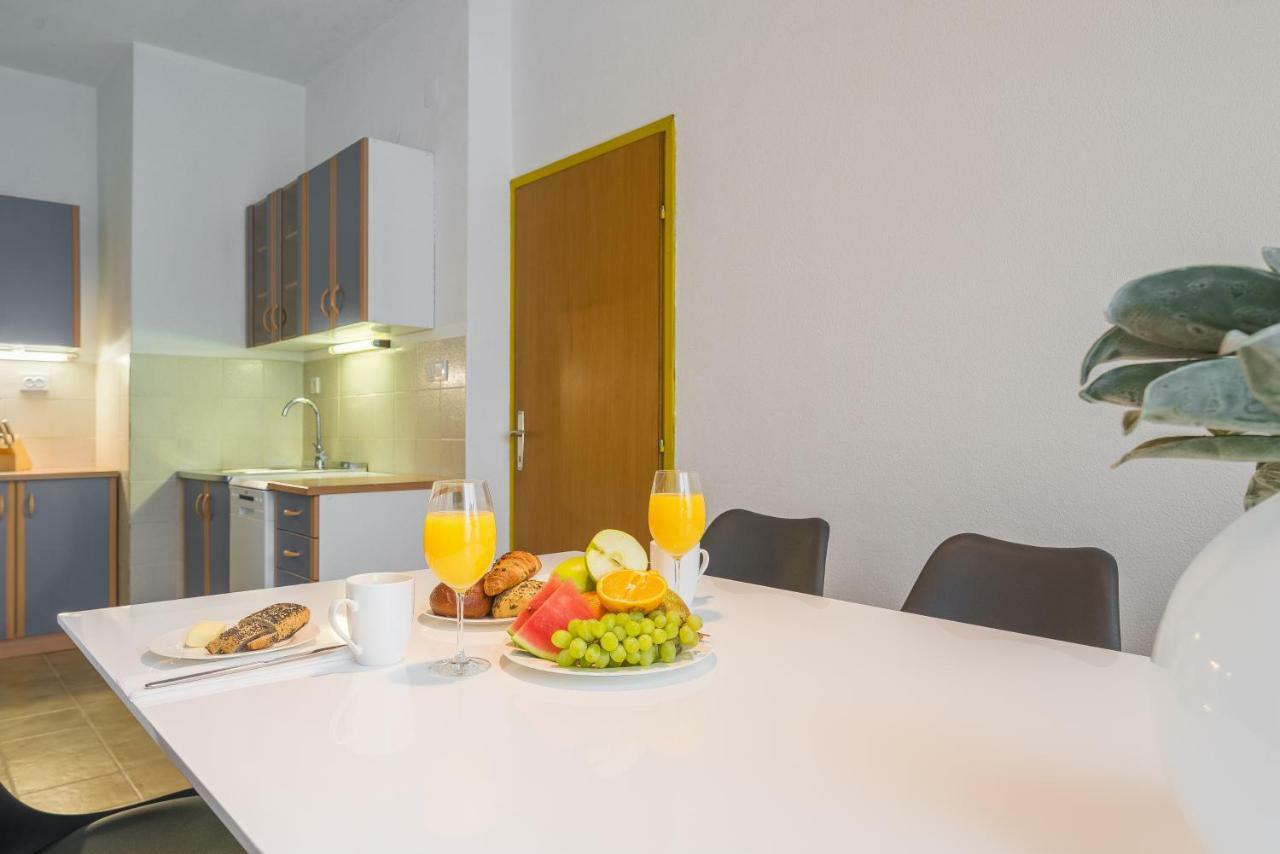 Olive Gardens Appartement Primošten Buitenkant foto