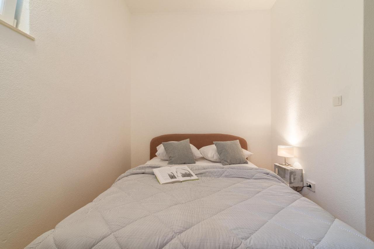 Olive Gardens Appartement Primošten Buitenkant foto